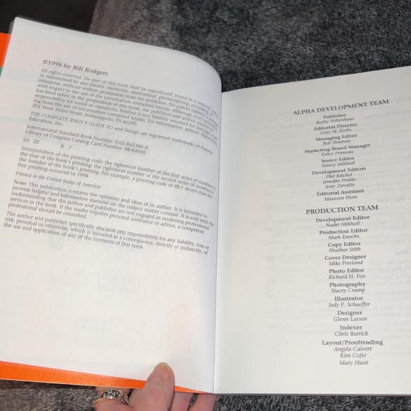 THE COMPLETE IDIOT”S GUIDE JOGGING AND RUNNING PAPER BACK BOOK - Picture 8 of 16